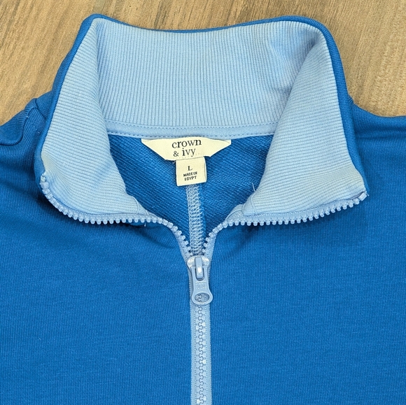 Like New! Crown & Ivy Half-Zip Sweatshirt - Picture 3 of 5